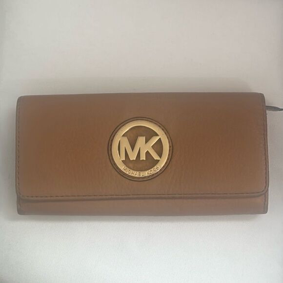 Michael Kors Tan Pebble Leather Wallet AS IS - Picture 1 of 11